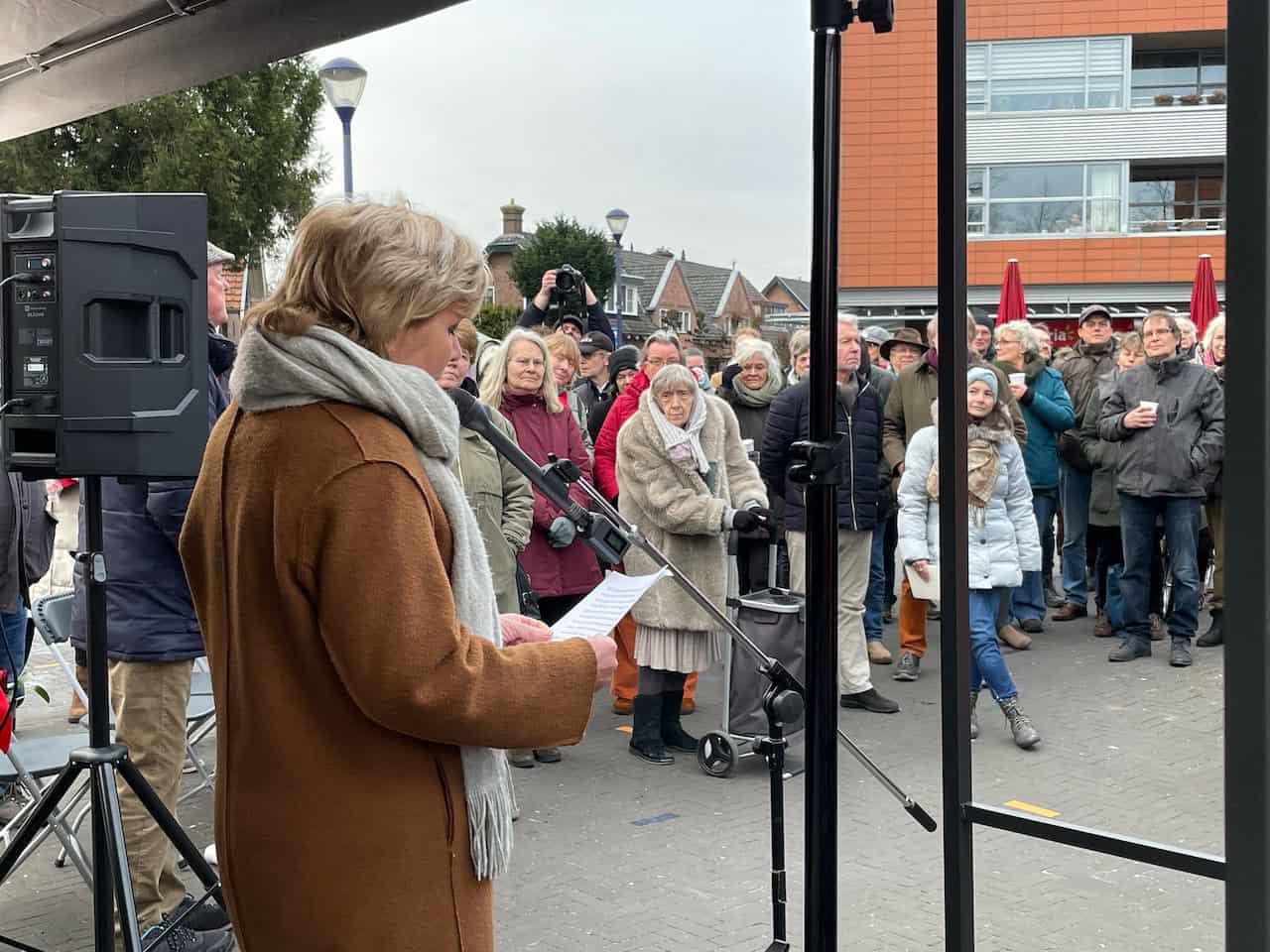 Kitty Jong (FNV) herdenkt Februaristaking | foto© Jan Peter Otto